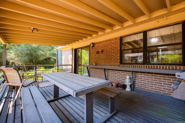 11 Barberry Lane, Little Rock, AR 72227