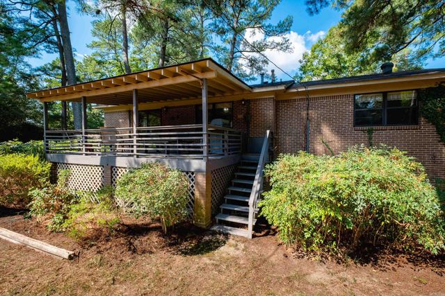 11 Barberry Lane, Little Rock, AR 72227