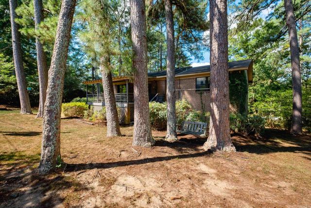 11 Barberry Lane, Little Rock, AR 72227