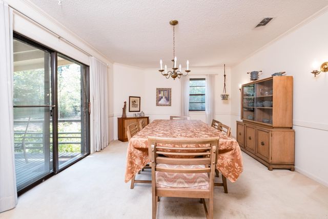 11 Barberry Lane, Little Rock, AR 72227