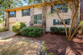 11 Barberry Lane, Little Rock, AR 72227