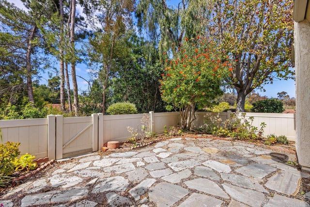 1984 Jayton Ln., Encinitas, CA 92024