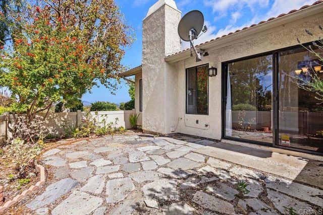 1984 Jayton Ln., Encinitas, CA 92024