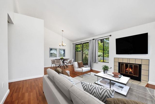 1984 Jayton Ln., Encinitas, CA 92024