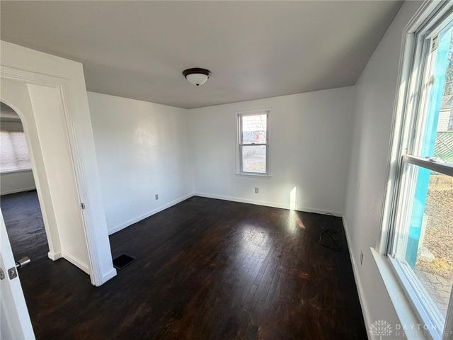 112 Valleyview Drive, Dayton, OH 45405