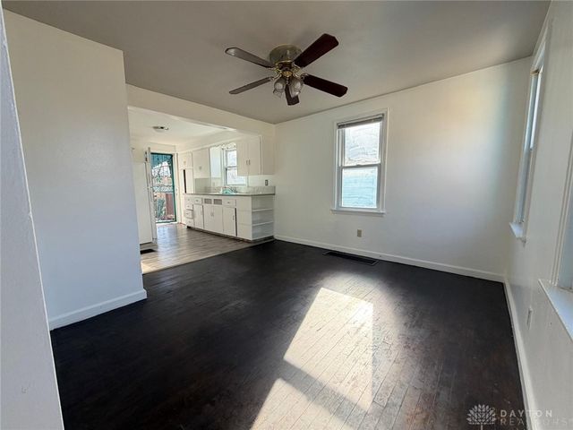 112 Valleyview Drive, Dayton, OH 45405