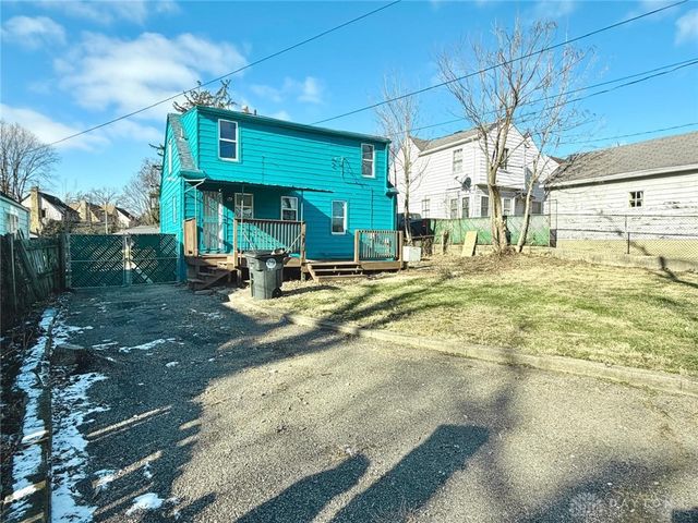 112 Valleyview Drive, Dayton, OH 45405