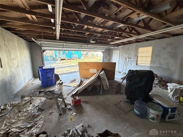 112 Valleyview Drive, Dayton, OH 45405