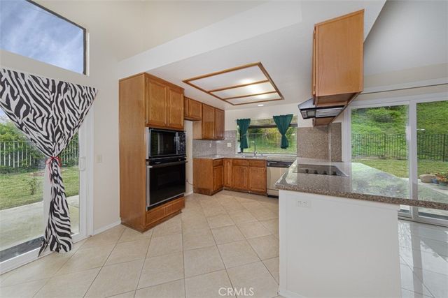 4470 E Ardmore, Anaheim, CA 92807