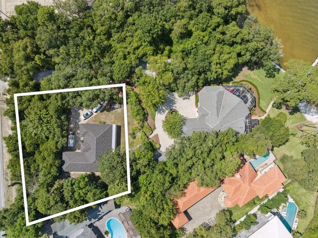 702 Beach Drive, Destin, FL 32541