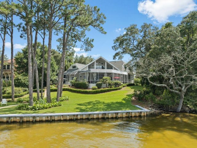 702 Beach Drive, Destin, FL 32541