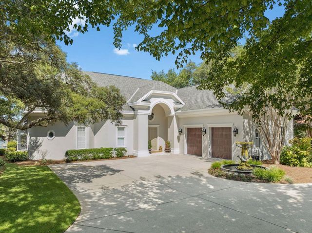 702 Beach Drive, Destin, FL 32541