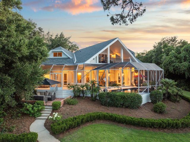 702 Beach Drive, Destin, FL 32541