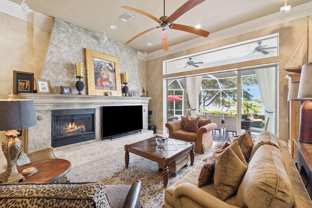 702 Beach Drive, Destin, FL 32541