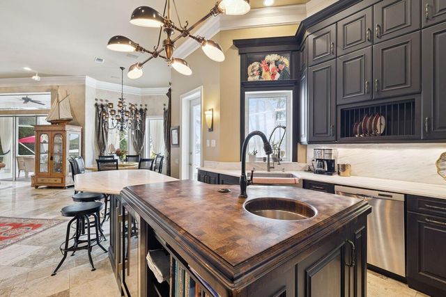 702 Beach Drive, Destin, FL 32541