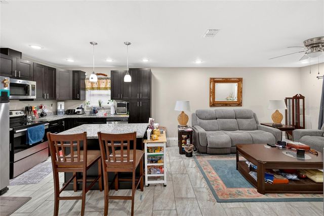 1127 AVENUE J, Haines City, FL 33844