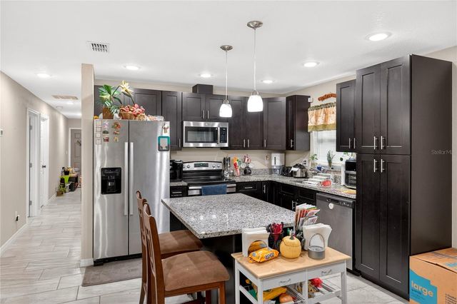 1127 AVENUE J, Haines City, FL 33844