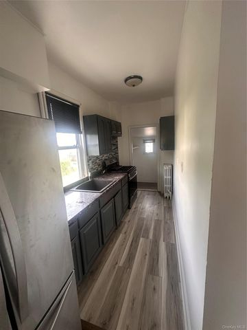 119 S 13th Avenue, Mount Vernon, NY 10550