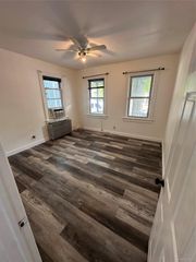 119 S 13th Avenue, Mount Vernon, NY 10550