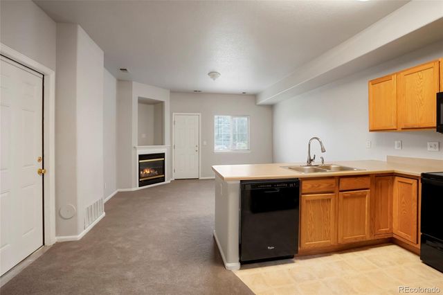 2143 Coronado Parkway 17D, Denver, CO 80229
