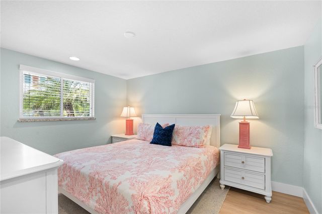 3007 AVENUE E A, Holmes Beach, FL 34217