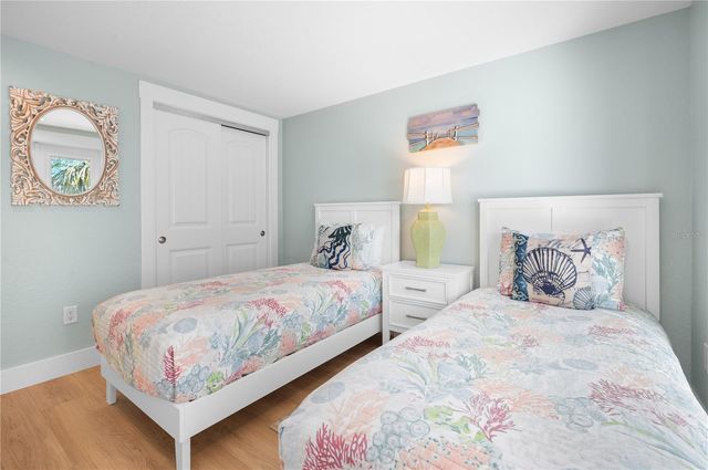 3007 AVENUE E A, Holmes Beach, FL 34217