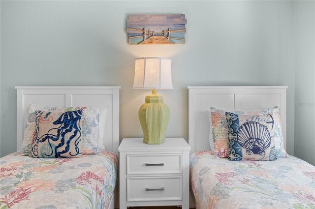 3007 AVENUE E A, Holmes Beach, FL 34217