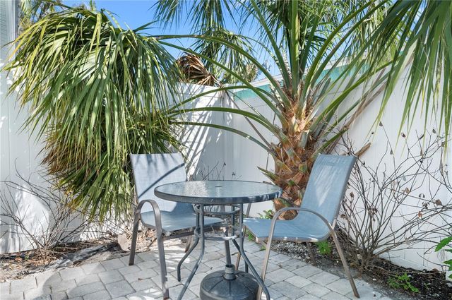 3007 AVENUE E A, Holmes Beach, FL 34217