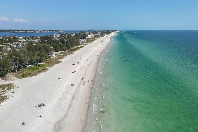 3007 AVENUE E A, Holmes Beach, FL 34217