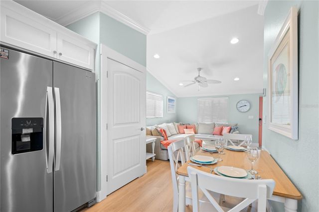 3007 AVENUE E A, Holmes Beach, FL 34217