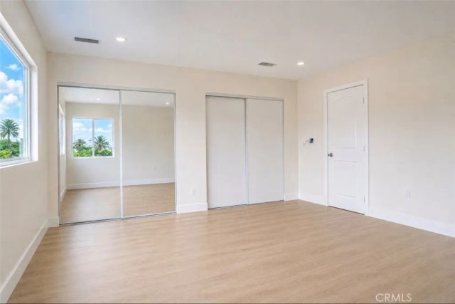 8410 Noble, North Hills, CA 91343