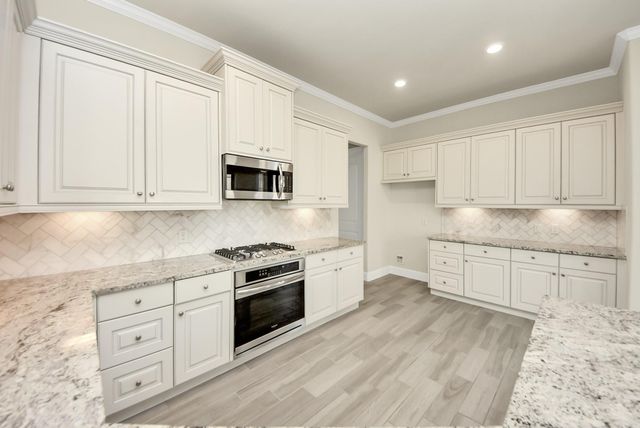 5122 Andorra Bend Lane, Porter, TX 77365