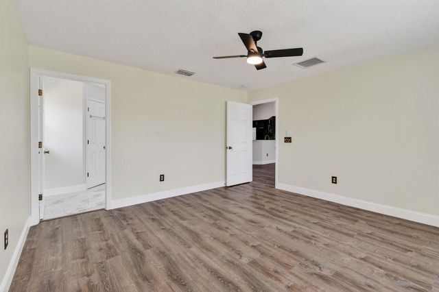 1714 SE Aneci Street, Port St. Lucie, FL 34983