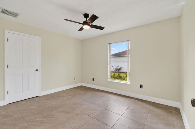 1714 SE Aneci Street, Port St. Lucie, FL 34983