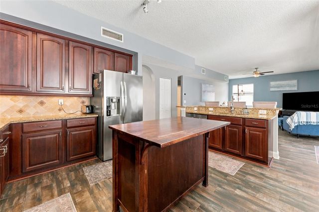 15629 EASTBOURN DRIVE, Odessa, FL 33556