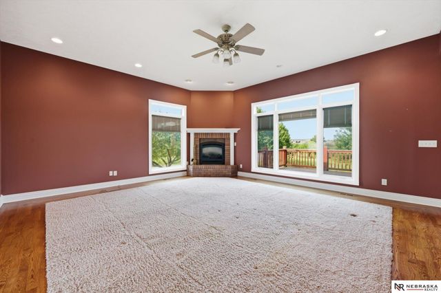 7504 N 130th Street, Omaha, NE 68142