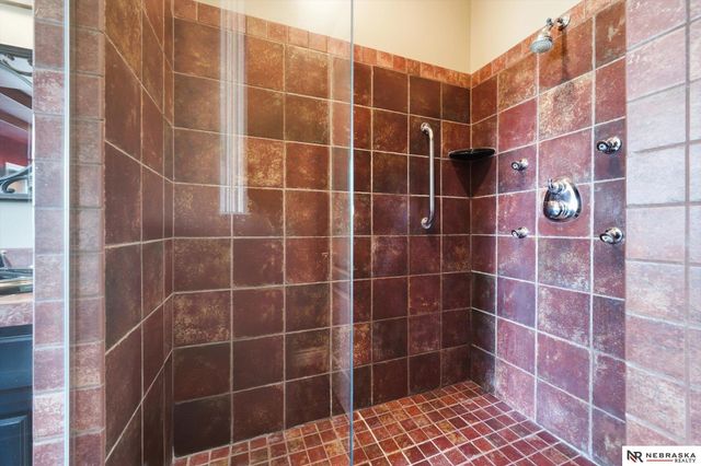 7504 N 130th Street, Omaha, NE 68142