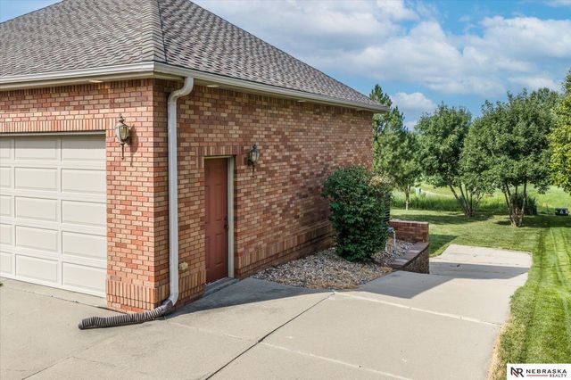 7504 N 130th Street, Omaha, NE 68142