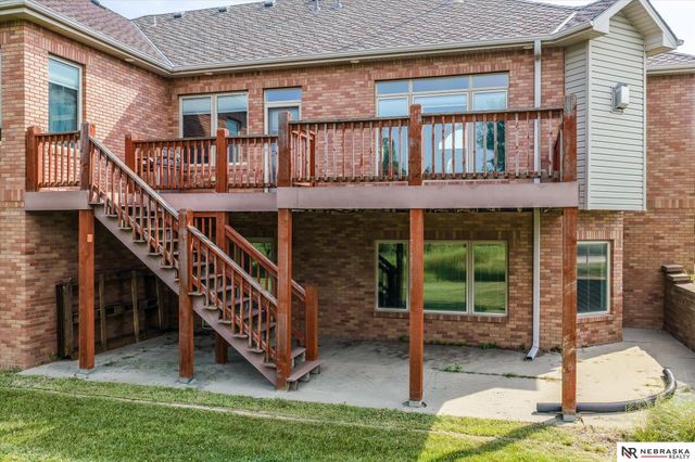 7504 N 130th Street, Omaha, NE 68142