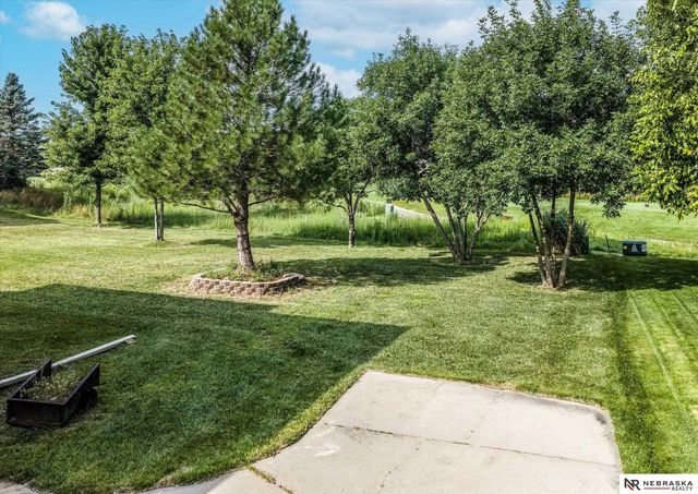 7504 N 130th Street, Omaha, NE 68142