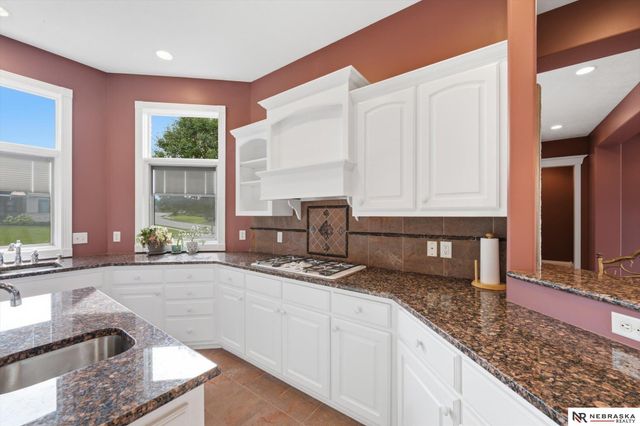 7504 N 130th Street, Omaha, NE 68142