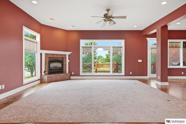 7504 N 130th Street, Omaha, NE 68142