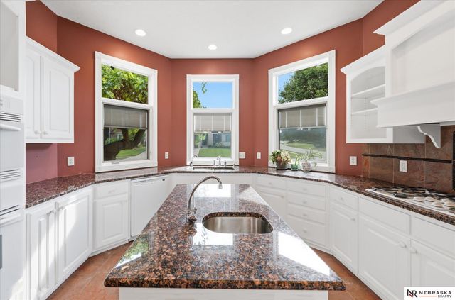 7504 N 130th Street, Omaha, NE 68142