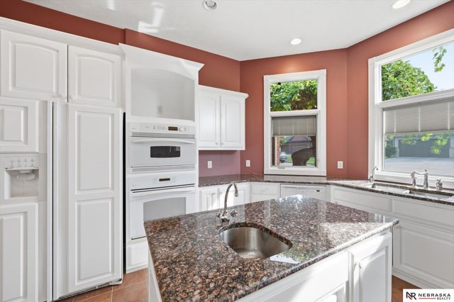 7504 N 130th Street, Omaha, NE 68142