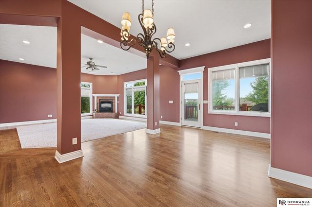 7504 N 130th Street, Omaha, NE 68142