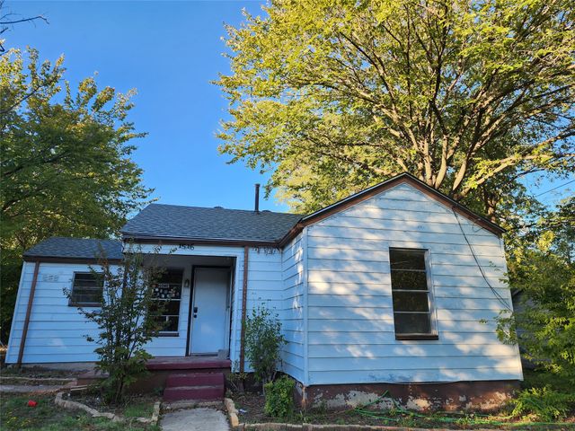 1516 Lindsey Street, Denton, TX 76205