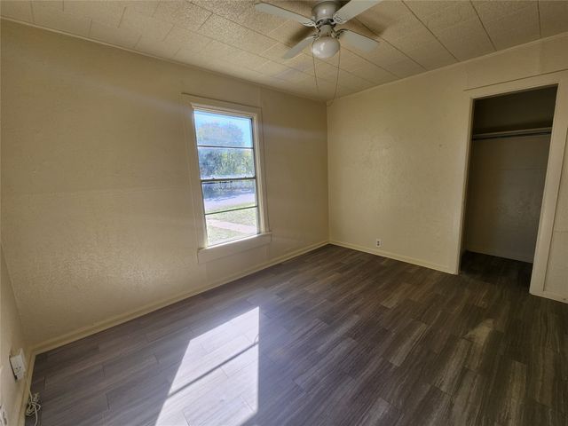 1516 Lindsey Street, Denton, TX 76205