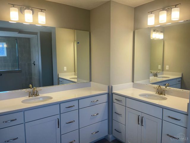 1876 Grove Park Drive, Miami Twp, OH 45150