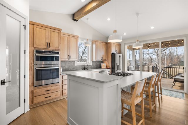 814 Bridgeview Street, Polk City, IA 50226