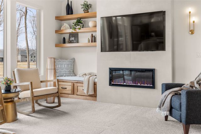 814 Bridgeview Street, Polk City, IA 50226